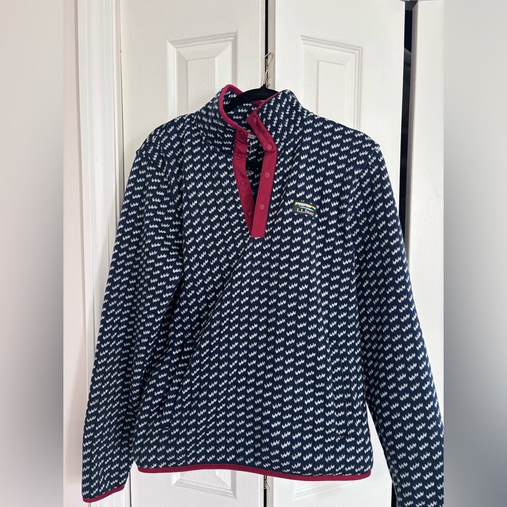 L.L. Bean Navy and White Knit with Maroon Trim